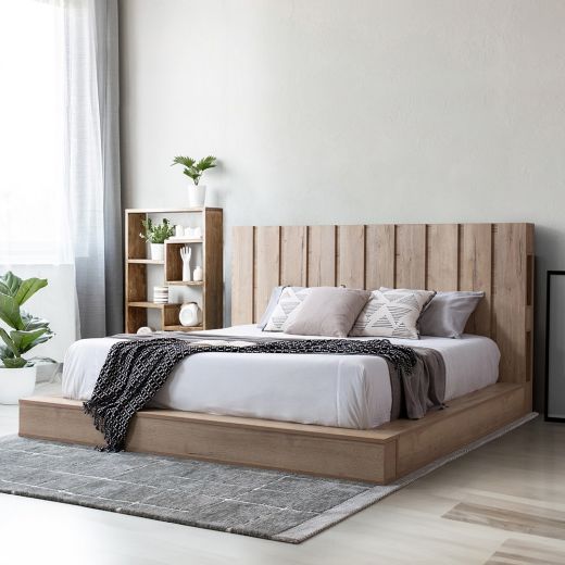 6 ft. Bed Pallet - Light Wood color